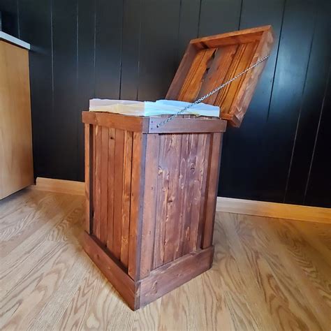 Country Kitchen Trash Can, Wood Trash Bin, 13 Gallon Trash Bin, Garbage ...