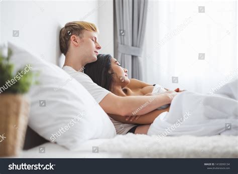 Nude Passionate Couple Having Sex On Stock Photo 1410099134 | Shutterstock
