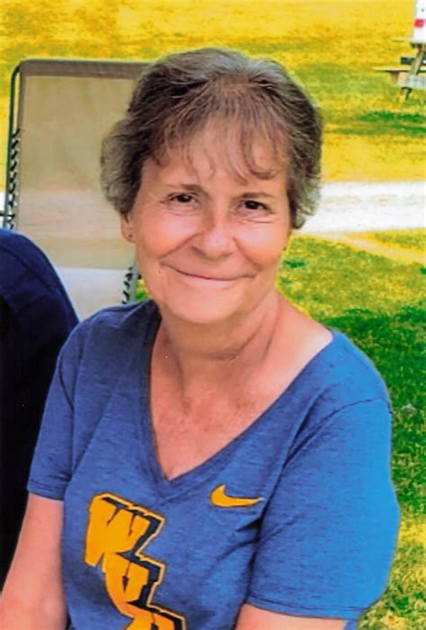 Donna Faye LaLonde – Snodgrass Funeral Home