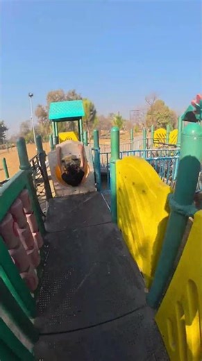 Bela ciao playground parkour tag race pov