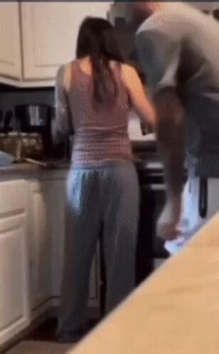 RT @BootyRandolol: Pantsing and wedgie fun! #pantsed #wedgie #funny