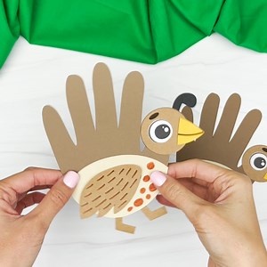 🪶 Handprint Quail Craft ✂️ Get the template on the blog | Simple Everyday Mom