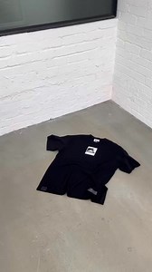 The latest Robert Mapplethorpe Collection by izzue is now available. ⠀⠀ [About Robert Mapplethorpe] Robert was an American photographer, known for his sensitive yet blunt treatment of controversial subject-matter in the black and white medium of photography. His work featured an array of subjects, including celebrity portraits, male and female nudes, self-portraits and still-life images of flowers. His most controversial work is that of the BDSM subculture in the 1970s of New York City. The natu