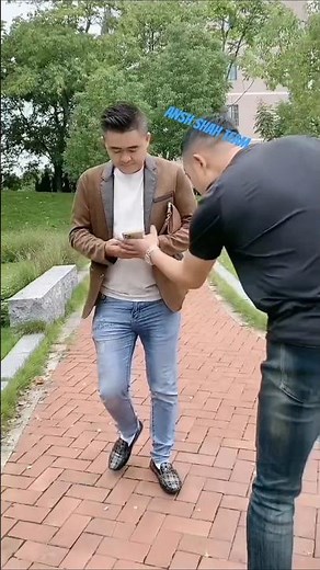 #funny #comedy #trending #facts #viral #balloon #love #fun #china #chinnese #chineesecomedy