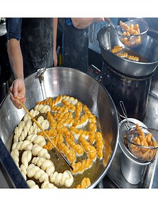 Amazing Donut Making Master - Korean Street Food | Story of Survival