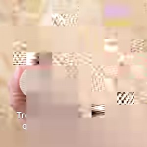 ✋ Aujourd’hui, on vous guide pour créer vous-même cette lampe design 💡 On vous explique tout dans ce #tuto Oui Are Makers ! 👇 #DIYMrBricolage Matériel nécessaire : - Perceuse - Scie - Pinceau - Peinture - Tube PVC 30 mm de diamètre - Tourillons 30 mm de diamètre - Douille et réhausse en laiton - Fil | Mr.Bricolage