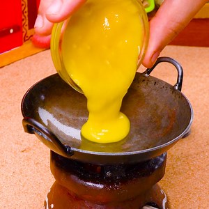 41K views · 687 reactions | Miniature traditional mango cake | Teeny Cakes | Facebook