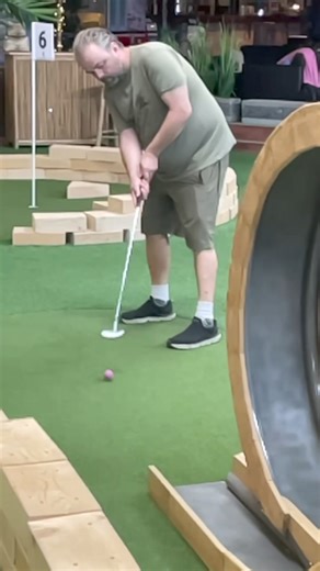 Research! 🍿⛳️ | CRUNCHY FROG