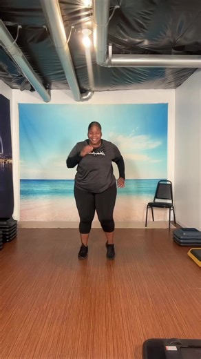 Low Impact Standing Workout Challenge #thickchickfitness #fullbodyworkout #lowimpactmovement #workoutsforwomen #20minuteworkout #athomeworkouts #fitnessmoms #plussfitness #curvygirl #workoutvideosforwomen #homeworkoutideas #workoutsathome #athomeworkouts #kneefriendly exercises #nogymneeded #fitathome #blackfitness #getfitathome #stl | Thick Chick Fitness