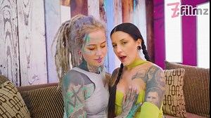 EXTREME ANAL threesome with sloppy blowjob, cum eating, pussy fisting, DP, FFM