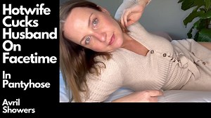 Hotwife in collant creampied dal suo toro, scopata in più modi, addio al celibato guarda su facetime