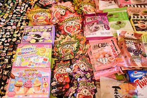 Cztery festiwale w jednym w Pałacu Kultury. Coś dla fanów Japonii, smaków Azji, słodyczy świata i... piwa. Zobaczcie naszą fotorelację