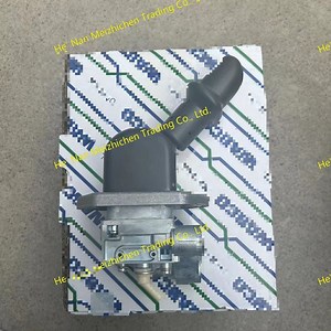 [Hot Item] Premium Hand Brake Valve for Trucks and Buses - 9617230400