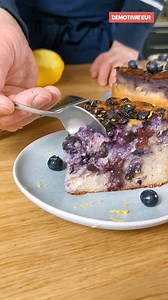 Découvrez la recette express du gâteau aux myrtilles et au citron, une pure gourmandise à dévorer de toute urgence 😍 | Demotivateur Food