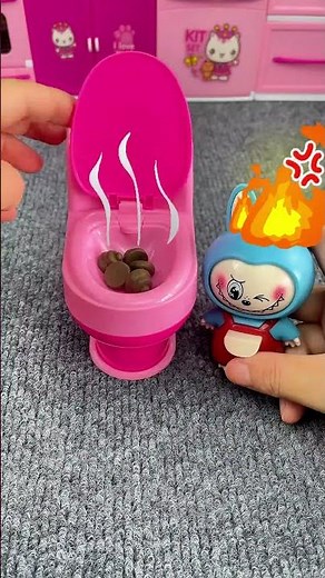 Labubu’s Emergency Poop! Toilet Had A Big Stinky Surprise 😱→Happy Ending! #toys #asmr #funny