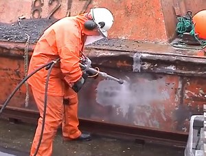 [Hot Item] Cleaning and Blasting Removing Coatings, Corrosion, and Marine Fouling for Ship's Hull