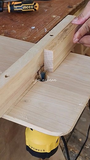 amateur carpenter learns to make a simple bench with a wood joint system. #woodwork #woodworker #woodcraft #diy #carpenter #woodworking Bagian 2 | Iza Askana