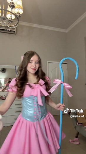 Adorable Bo Peep Costume Ideas for Carnaval