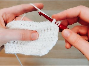 Bride prise par l'avant au crochet ou bride en relief avant