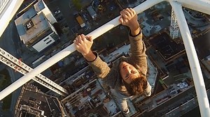 DOCUMENTARY: Urban Free-Climbing In Europe