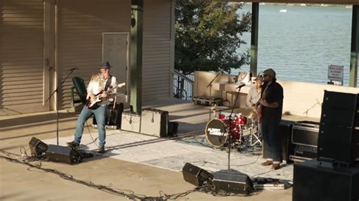 Albert Cummings performs live at Daryl's House on July 23rd! Albert Cummings is a distinguished American blues guitarist, singer, and songwriter whose commanding guitar work and soulful voice have made him a standout figure in the contemporary blues scene. | Daryl's House Club