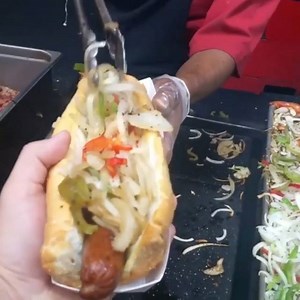 194K views · 2.4K reactions | Hot dog time! Foodbeast Family  Tym Bussanich at  Washington State Fair | Foodbeast | Facebook