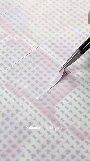 💖 Pretty In Pink DIY Diamond Painting. ⏩ https://bit.ly/3TOX5v7 #diamondpainting #diamondpaintingaddict #diamondpaintingart #diamondpaintingdiy #5ddiamondpainting #diamonddotz #diamondart #diamondpainting5d #diycrafts #diyprojects #arttherapy #handmadewithlove #artwork #craft #stressrelief #anxietyrelief #oddlysatisfying #asmr #asmrsounds #asmrvideo #hobbylobby #foryoupage #fyp #fypシ #diygifts #artchallenge #reels | Diamond Paintings Art