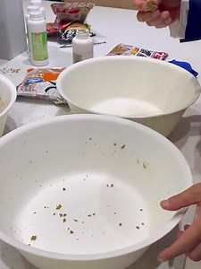 Fishing wire drawing powder bait Search "野钓拉丝粉" with search box of https://www.tbagents.com/item/524130765624 #Fishingwiredrawingpowder #Fishingbait #Wheatproteinfishbait #Cruciancarpseasoning | Mens jackets | Facebook