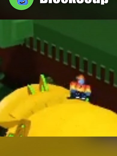 Roblox Funny Moments: Building a Worm in Build a Boat