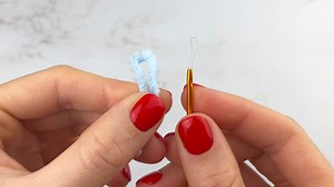 3.8K views · 29 reactions |  Trick To Threading Extra Bulky Yarn...