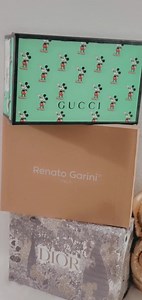 Como cuando Ordenas en Live ropa carteras etcc Pero sabes que te falto completar tus outfit 🔥🔥🔥🔥🔥Y ME INVADES EL WHATAPP JAJAJA Y YO CASI SIN PODER PARARME PERO COMPLACIENDOLAS #CLIENTASET #CONQUIENMAS #CONMODAYMASBOUTIQUE #MODAYMASPR #MODAYMASBYME LISTO SUPER PAQUETE ELLA NO AGUANTO SU TENTACION Y SE LLEVO LOS 3 PARES DE TENNIS GG DIOR Y RENATO JAJAJA DIJO QUE ME VA A BLOQUIAR JAJJAJA MAS TODO LO ORDENADO EN LIVE MIL GRACIASS MIS REINAS POR TODO | Moda Y Mas Boutique