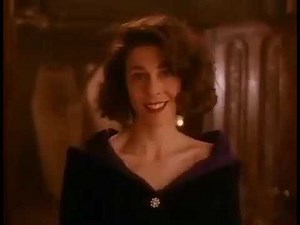 White woman female unmask (monster)