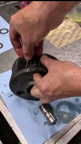 Rebuilding an Excavator Swing Gearbox