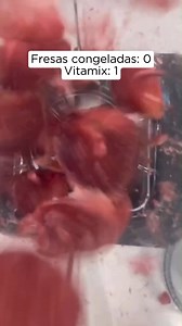 ¡Las cuchillas de tu Vitamix no tienen límites! ⚡🍓 ¿Fresas congeladas? ¡Sin problema! Usa el botón PULSO tener un control más preciso del corte o bate a velocidad baja para obtener los mejores resultados en menos tiempo. Potencia y precisión en cada giro, sin necesidad de descongelar. Prueba la fuerza de Vitamix y lleva tus recetas al siguiente nivel🚀 #VitamixEspaña #PotenciaImparable #FresasCongeladas | Vitamix España