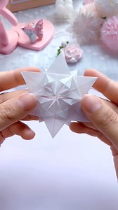 Title: "Frosty Delights: Snowflake Origami Tutorial" Hashtags: #SnowflakeOrigami #OrigamiTutorial #HandmadeOrigami #SnowflakeCrafts #OrigamiArt | paper craft
