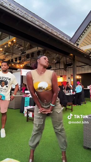 Chocolate Models Dance: Twerk to Megan Thee Stallion