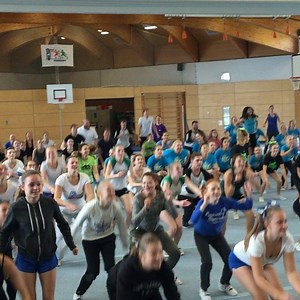 CCA* CheerWeekend Nürnberg WarmUp #cca #cheerleading #stunt #tumbling #cheerlove #cheer #cheercity #cheerleader #cheerathletics #stunt #stunting #tumbling #jump #toetouch #flexible #stretch #scale #scorpion #backtuck #instacheer #love #cheerperfection #cheerclassic #instacheerleader #cheerislife #cheercityshop #cheersport #cheerpassion #cheerpractice #cheerdifferent | CCA Central Cheerleading Agency e.K. | Facebook