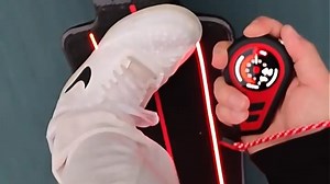 Elofty 电动滑板，续航超40km，坚固耐用