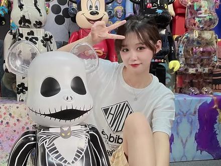 来自盛夏的阵阵寒意🥶，骷髅杰克3.0，你敢入手吗😨？#bearbrick #积木熊 ##潮玩 #潮流不息种草不止 #CityBoyJ #520礼物 #我要流量 ,骷髅杰克公仔- 抖音