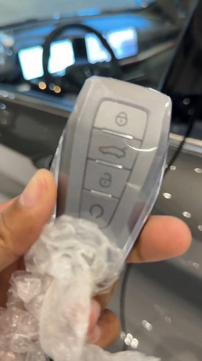 4.6K views · 39 reactions | متوفرة وجاهزة للشحن الصين  سيارة...