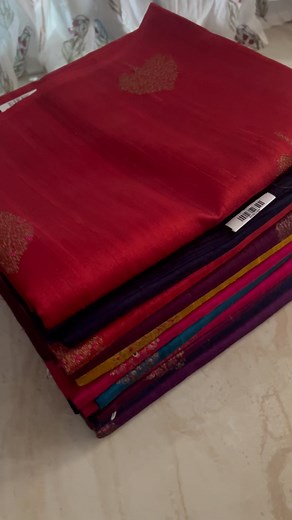 On Huge Demand…. Beautiful shades of Border Less Tussar Raw Silk Banarasi Saree… LIMITED PIECE…grab it fast A Tussar Banarasi saree with kudua weave and zari butta sounds absolutely stunning! The combination of Tussar silk with Banarasi weaving and zari work creates a rich and elegant look, perfect for special occasions. The intricate detailing of kudua weave adds a unique charm to the saree. For more queries kindly DM or WhatsApp us on 91 9884813283 with screenshot https://wa.me/message/FPVPDK2