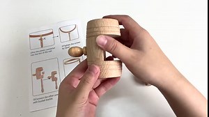 Embroidery Hoop Stand,Embroidery Stand,Wooden Rotatable Adjustable Embroidery Frame Stand Set,Cross Stitch Hoop Stand Embroidery Hoop Clip Holder,for Arts Crafts Sewing Needlework(Wood)