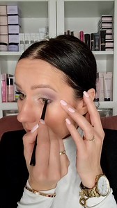 1.6M views · 6.7K reactions | OPADAJĄCA POWIEKA i zestaw ze śliweczką w akcji‼️朗 Czyli makijaż oka KROK po KROKU! 朗✨️ Jeśli Ty również szukasz produktów dzięki którym Twoja pielegnacja będzie skuteczna,a makijaż trwały zapraszam Ciebie do kontaktu! 朗 Wspólnie skomponujemy Twój idealny zestaw produktów! 朗 #opadającapowieka #kobieta #zmiana #możliwości #patentnapiekno #autopromocja | Ewa Witos - Patent na Piękno | Facebook