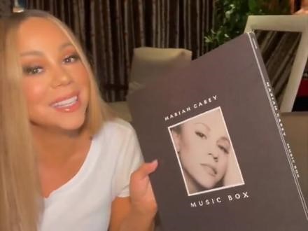 玛丽亚凯莉拆封music box30周年黑胶盒子，实物好美每个人都应该有🦋原始封面绝了我真的爱死#mariahcarey #玛丽亚凯莉