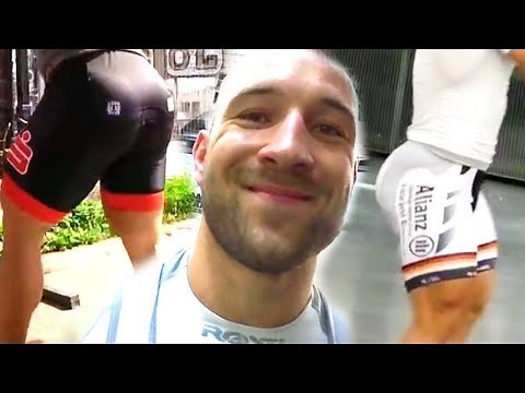 Big Muscle Butt Makes You Happy