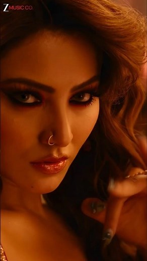 Stop scrolling and switch to 8K. 🚀🔥#SorryBol #Jaat #JaatMovie #UrvashiRautela #ThamanS #shorts