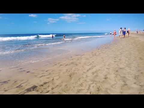 Hot Topless Girls Videos 😎 Beach Walk 🏖️ Vacation Topless Girls 4k #topless #toplessbeach