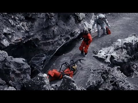 Giant Spider Attack | Kill The Moon | Doctor Who