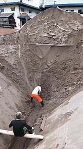 20M views · 54K reactions | Barge unloading Unloading 3000 tons of sand from a cargo ship #satisfyingvideo #satisfying #satisfyingsounds #unloading #unload #barge #ships #heavymachinery #heavyequipment #heavymetal #heavyduty #relaxing #relaxingsounds #relaxingvideos | YZR | Facebook