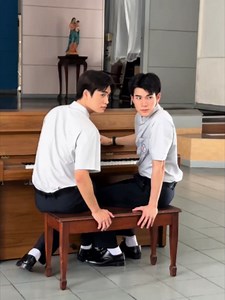 เปิดเบื้องหลังก่อนจะมาเริ่มเส้นทางแรกระหว่างความรักและศรัทธาในคืนนี้ ทุกคนอย่าลืมมาเจอกันน้าา🤍✨ คืนนี้ #TicketToHeaven.EP1 “Ticket to Heaven เด็กชายไม่ไปสวรรค์” 👦🏻🪽 ทุกวันเสาร์ เวลา 20:30 น. ทางช่อง GMM25 และเวลา 21:30 น. รับชมย้อนหลังที่แรกได้ทาง Viu เท่านั้น #GMMTV @gemini_nt @nattawatji